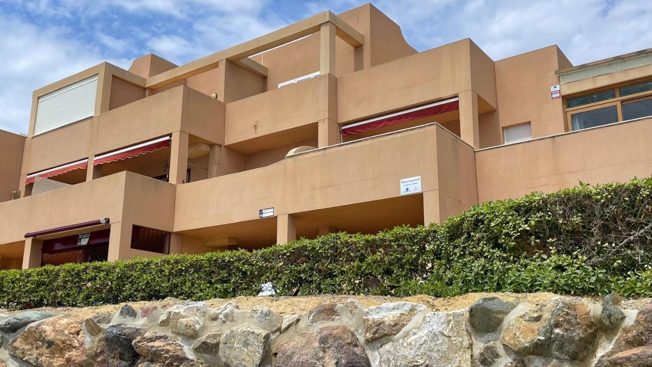 Xposure Beach Apartment Vera Bagian luar foto